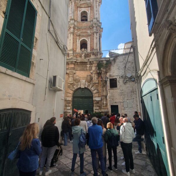 Giornata Fai, pienone e fila a San Benedetto. E’ grande la domanda di cultura oltre gli eventi