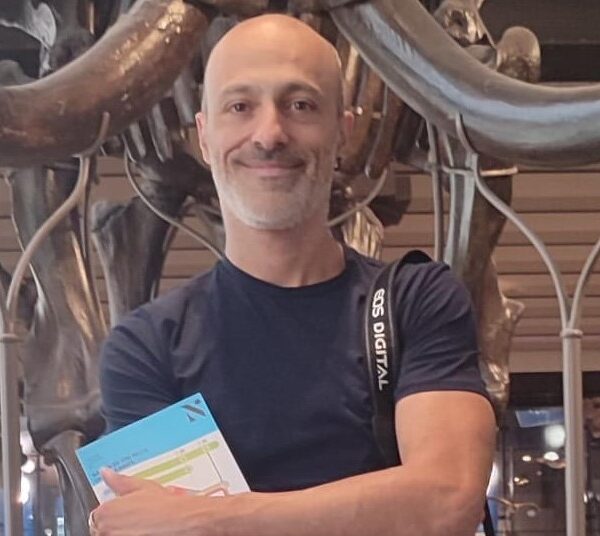 Enrico Altini: “Non smettete mai di meravigliarvi e di essere curiosi”. Il racconto del ruolo di api e insetti nell’ecosistema