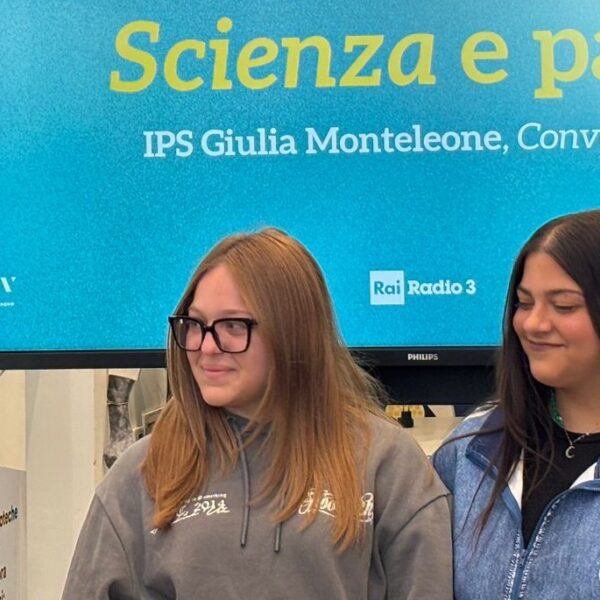 “Un vaccino contro la guerra”, i ragazzi dell’IPS Giulia Monteleone di Conversano si aggiudica il premio Panarese