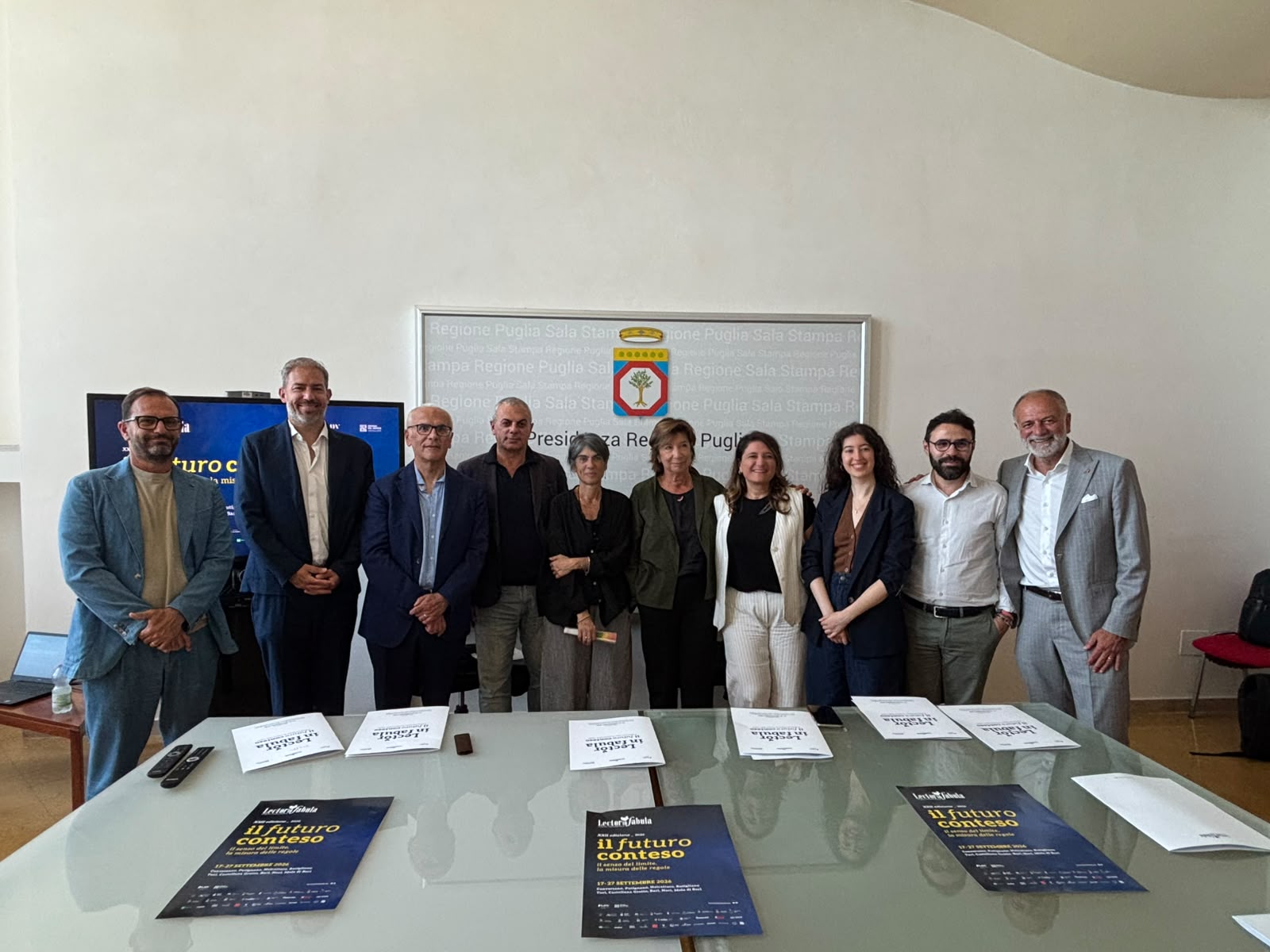 Lector in fabula 2026 e “Il Futuro Conteso”. Incontro tra generazioni nelle “Piazze Generative”. Programma e ospiti