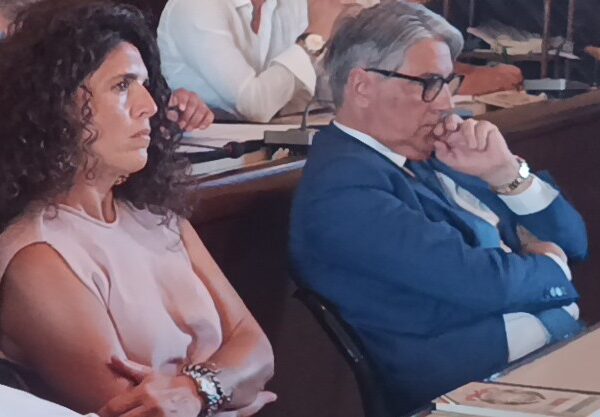 La consigliera Di Mise espulsa dai Popolari: “Ha attivato accordi con altre liste della coalzione dissociandosi dal movimento”