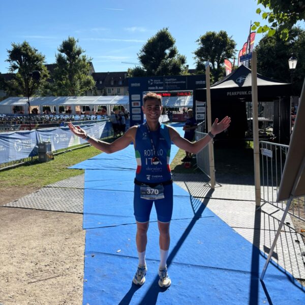 Il conversanese Domenico Rotolo da applausi a Zofingen (Svizzera), è medaglia di bronzo ai Mondiali di Duathlon Long Distance